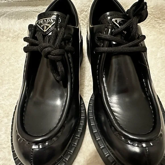 New Prada Chocolate Brushed Leather Lace-Up Loafers Size 39 - Picture 3 of 11